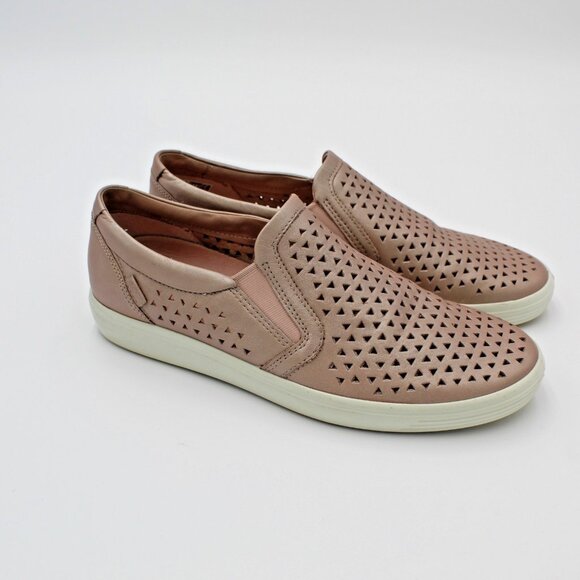 Ecco Soft 7 Loafer Slip On Womens 7.5 Pink Perforated Leather Comfort Shoe - Picture 1 of 10